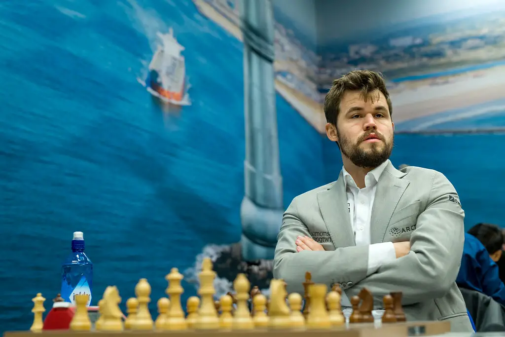 The IQ Tracking Of Chess Grandmasters: Magnus Carlsen - Bobby