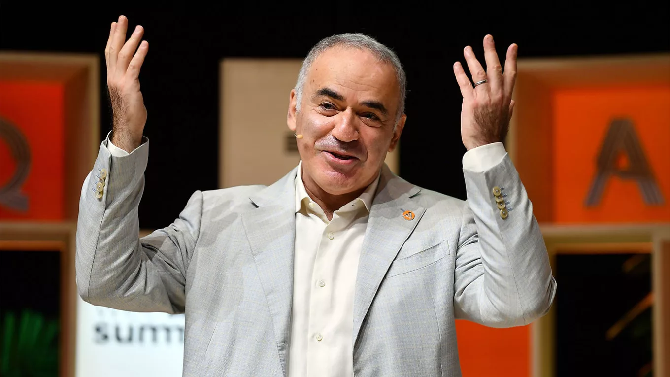 What is Garry Kasparov's IQ?